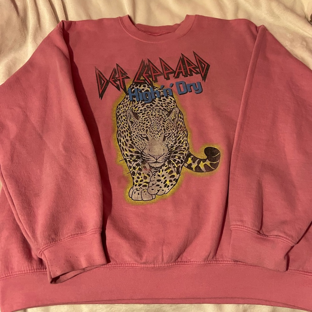 Def leopard sweatshirt